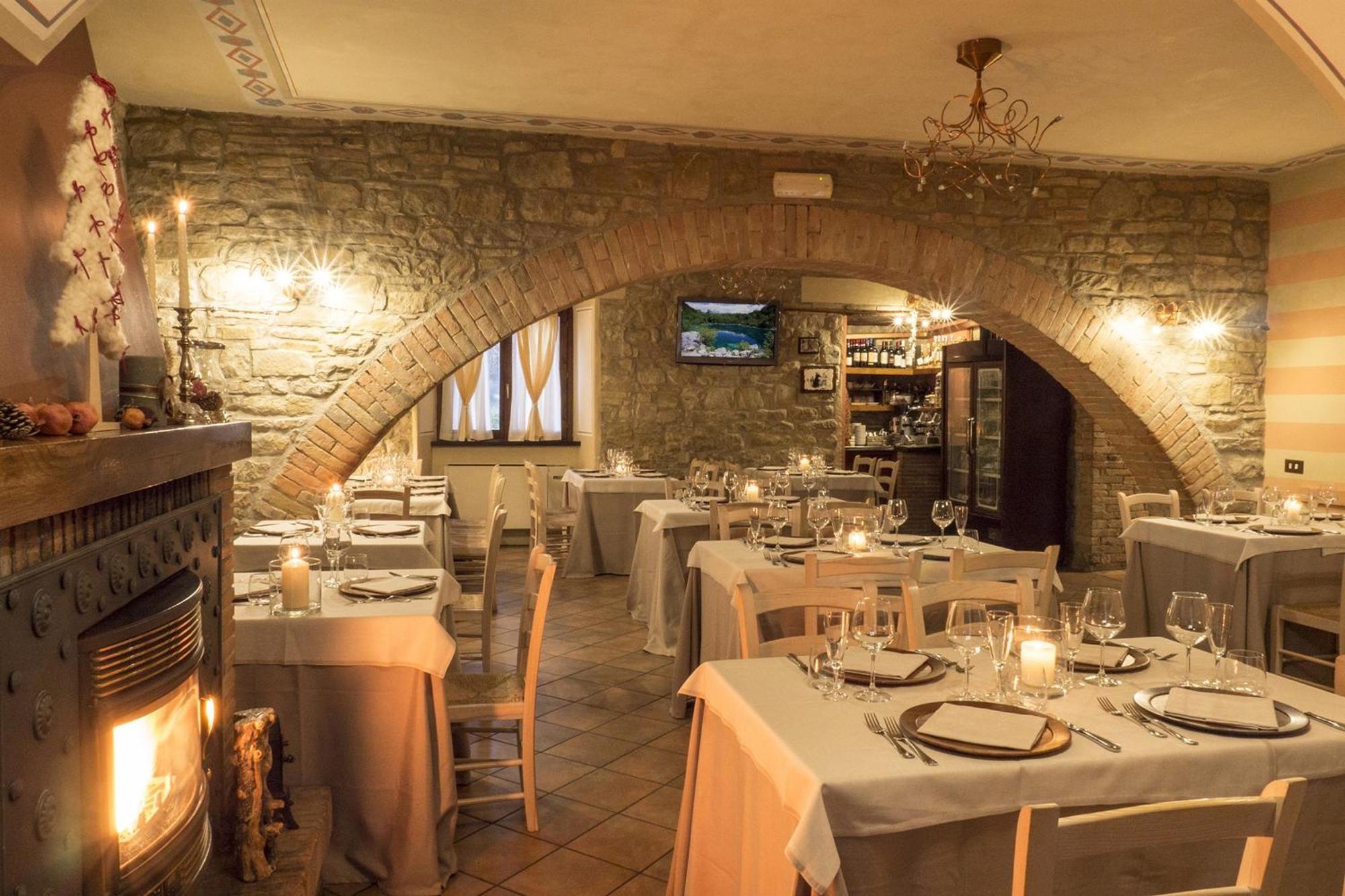 Il Melograno Agriturismo & Spa Pianello  Exterior photo