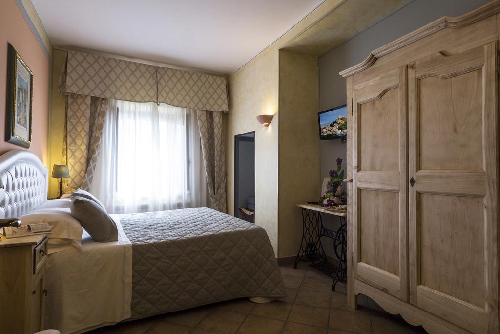 Il Melograno Agriturismo & Spa Pianello  Exterior photo
